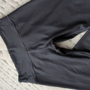 🖤 Athleta Shine Leggings 🖤